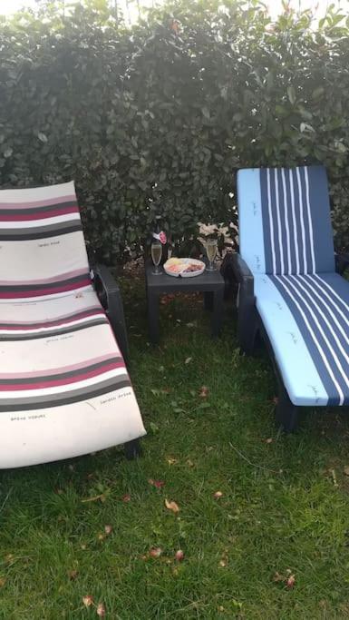 Maisonnette A Deux Pas De La Plage Dans Residence Calme Ла-Транш-сюр-Мер Экстерьер фото