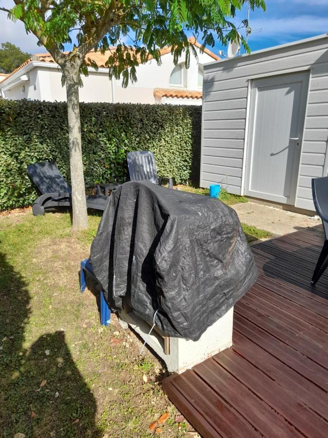Maisonnette A Deux Pas De La Plage Dans Residence Calme Ла-Транш-сюр-Мер Экстерьер фото
